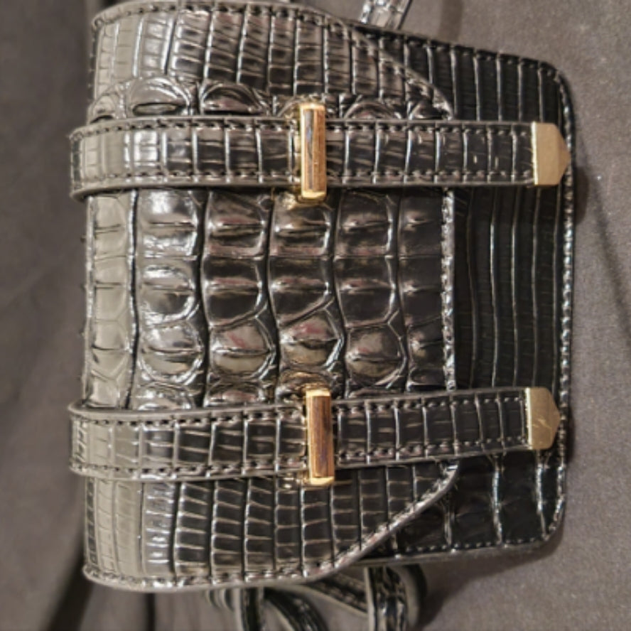 Beautiful Wallet Size cross-over purse