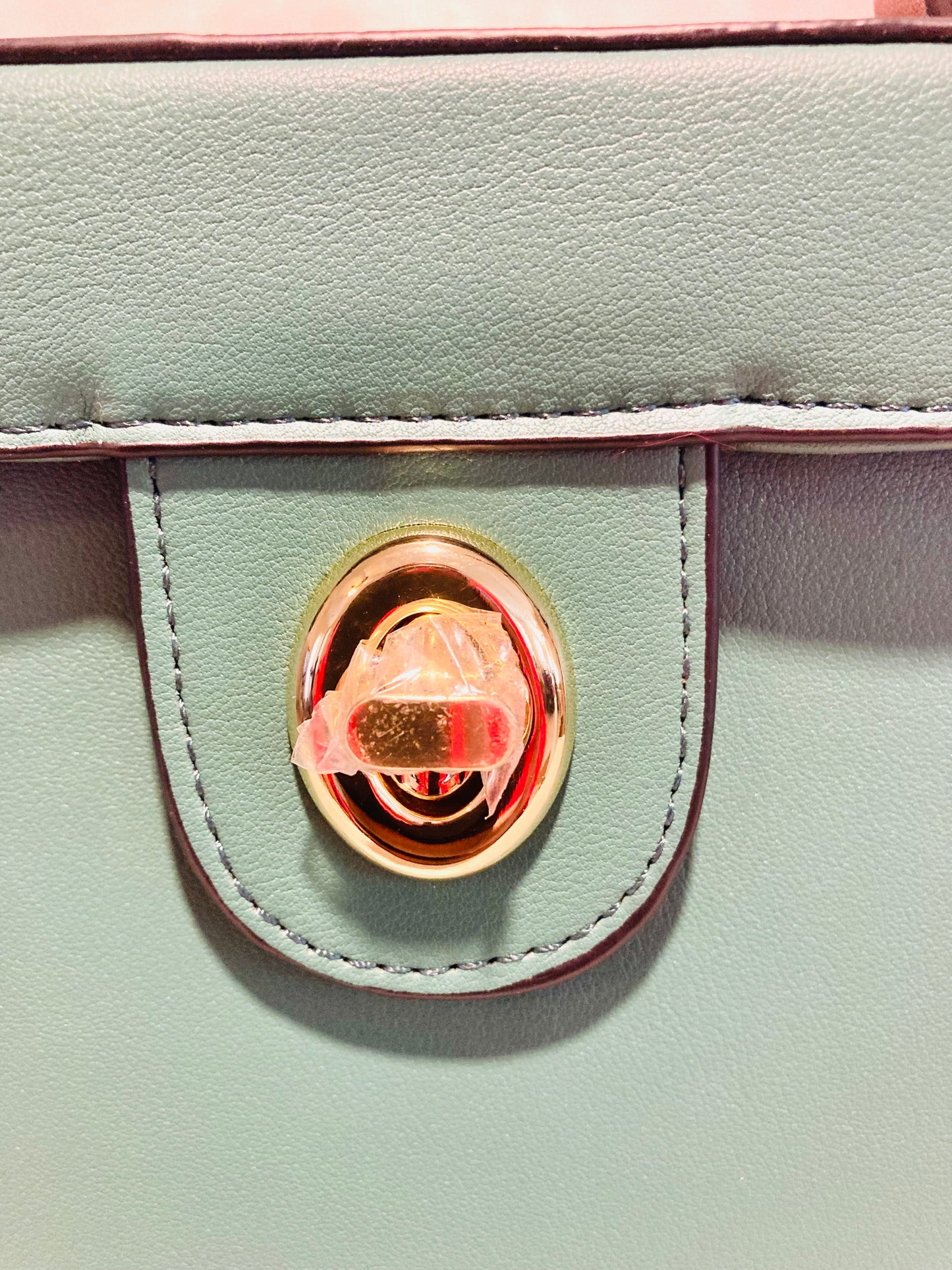 *NEW* Mint green box purse