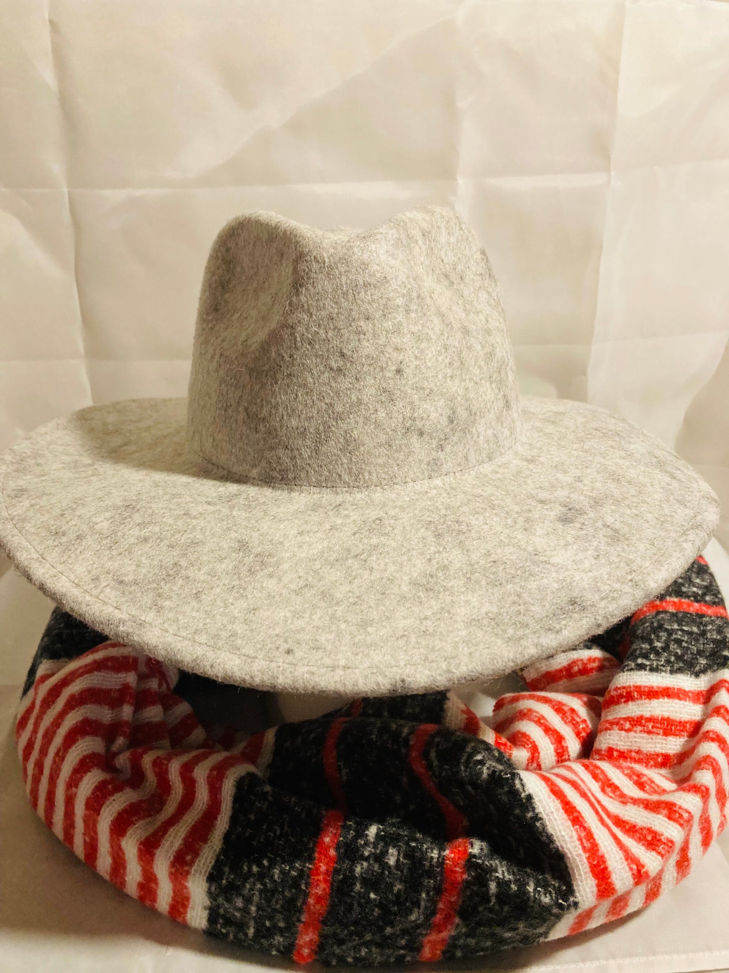 Wool Tatum Peppered Fedora w/ plaid fringe oblong scarf set