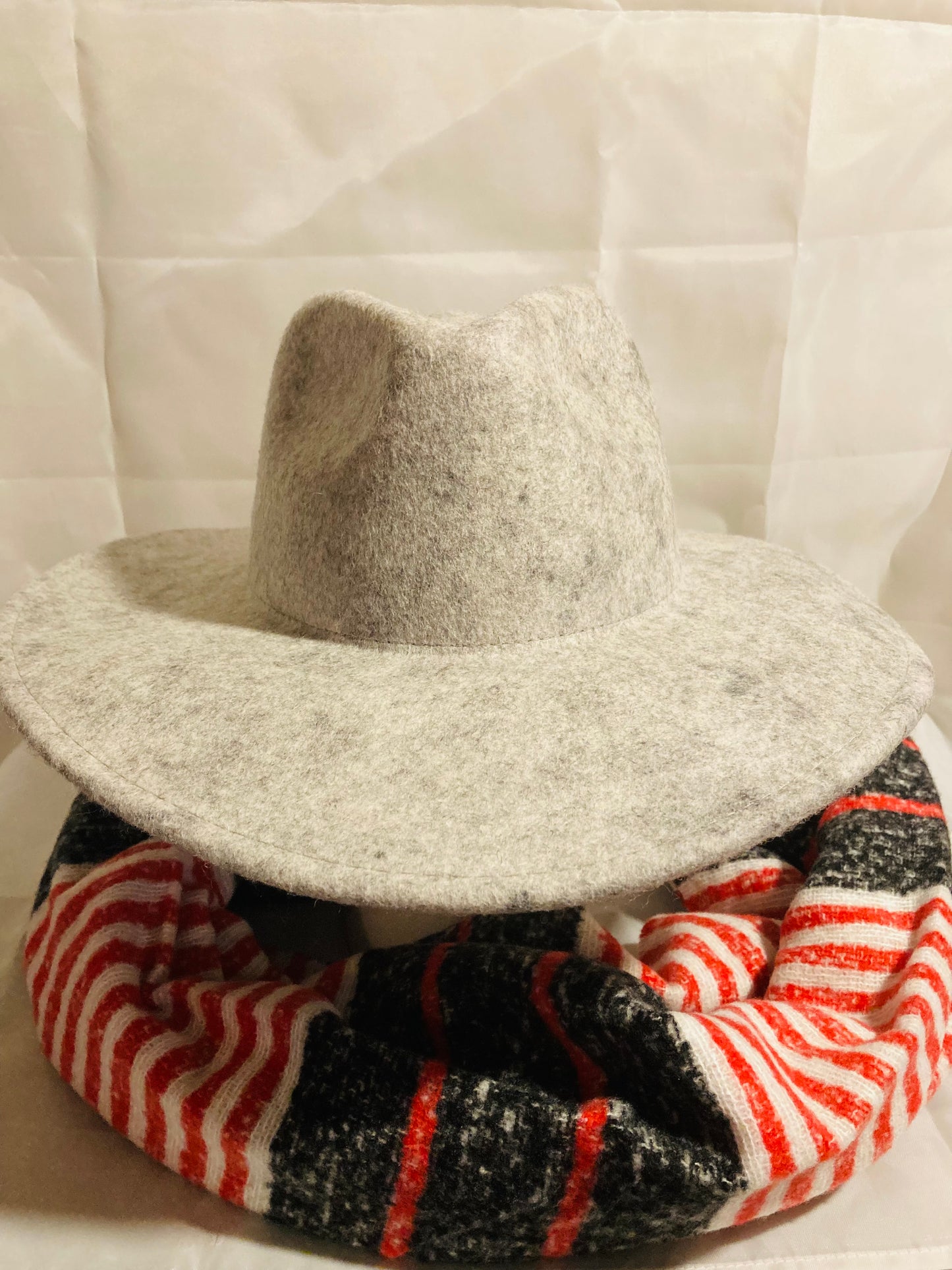 Wool Tatum Peppered Fedora w/ plaid fringe oblong scarf set